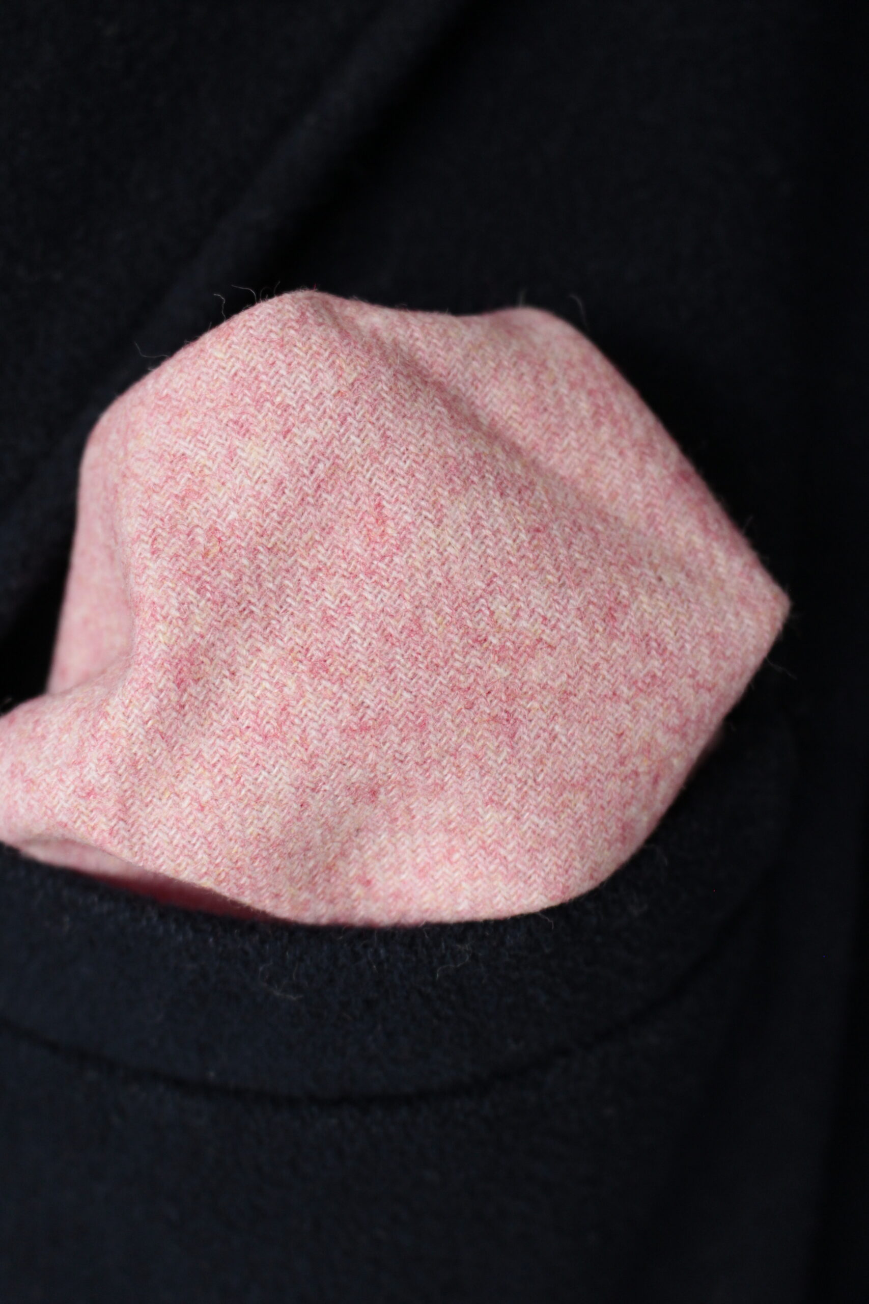 Pochette de costume rose marbré - Neuve sous emballage